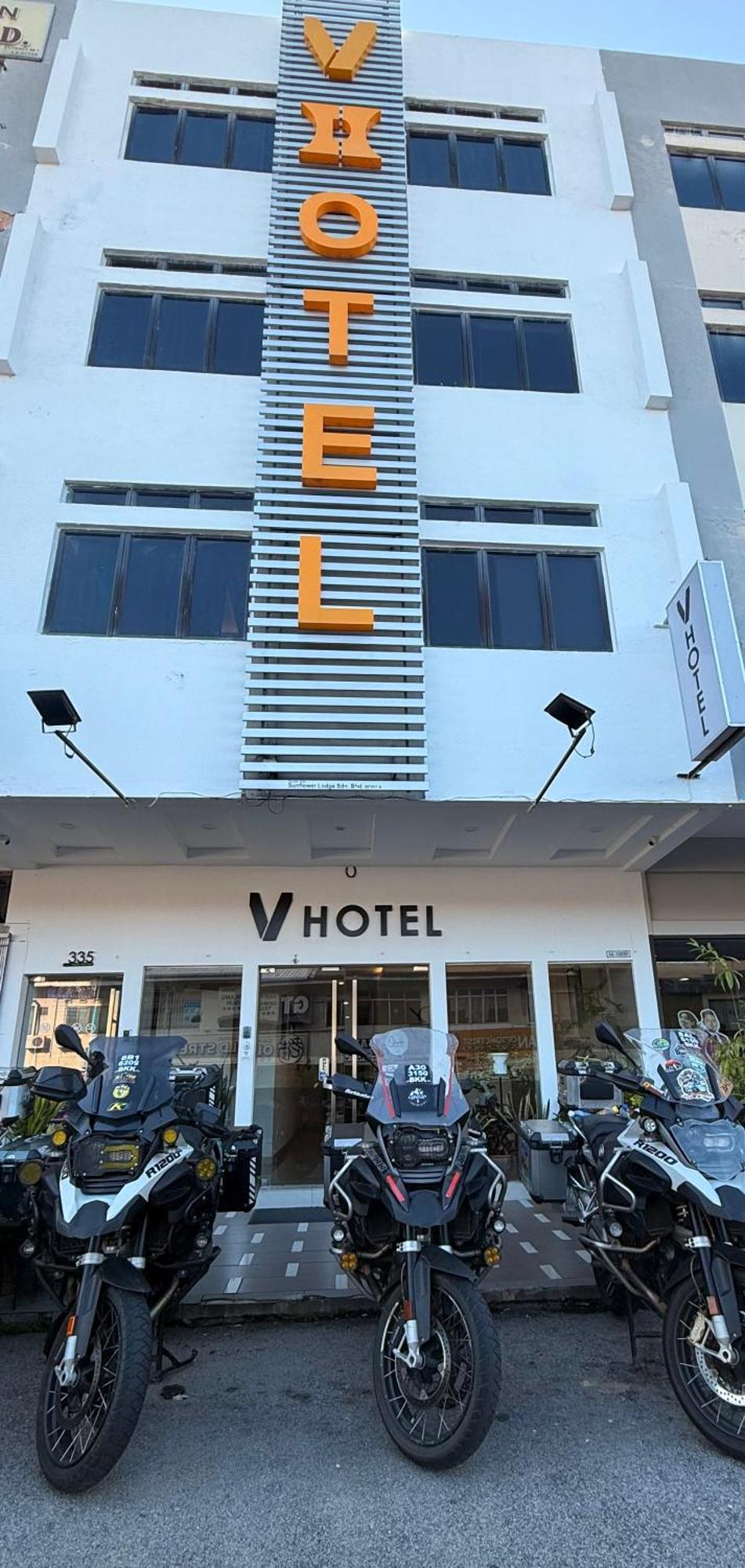 V Hotel Melaka Exterior foto